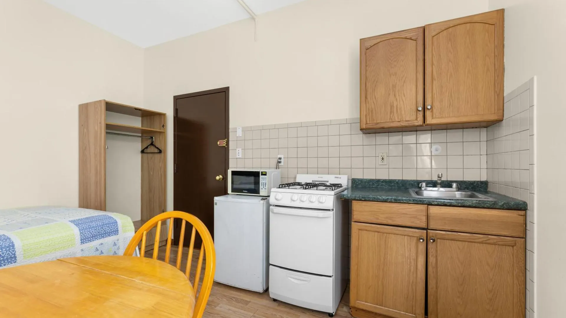 West 30Th Street Guest House New York Hostel